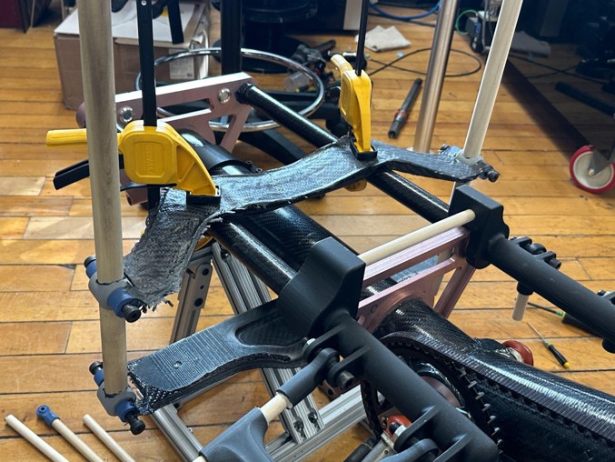 Low-fidelity four-bar steering linkage prototype in MDF